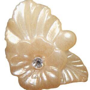 1991 Vintage Avon Creamy Flower Earrings